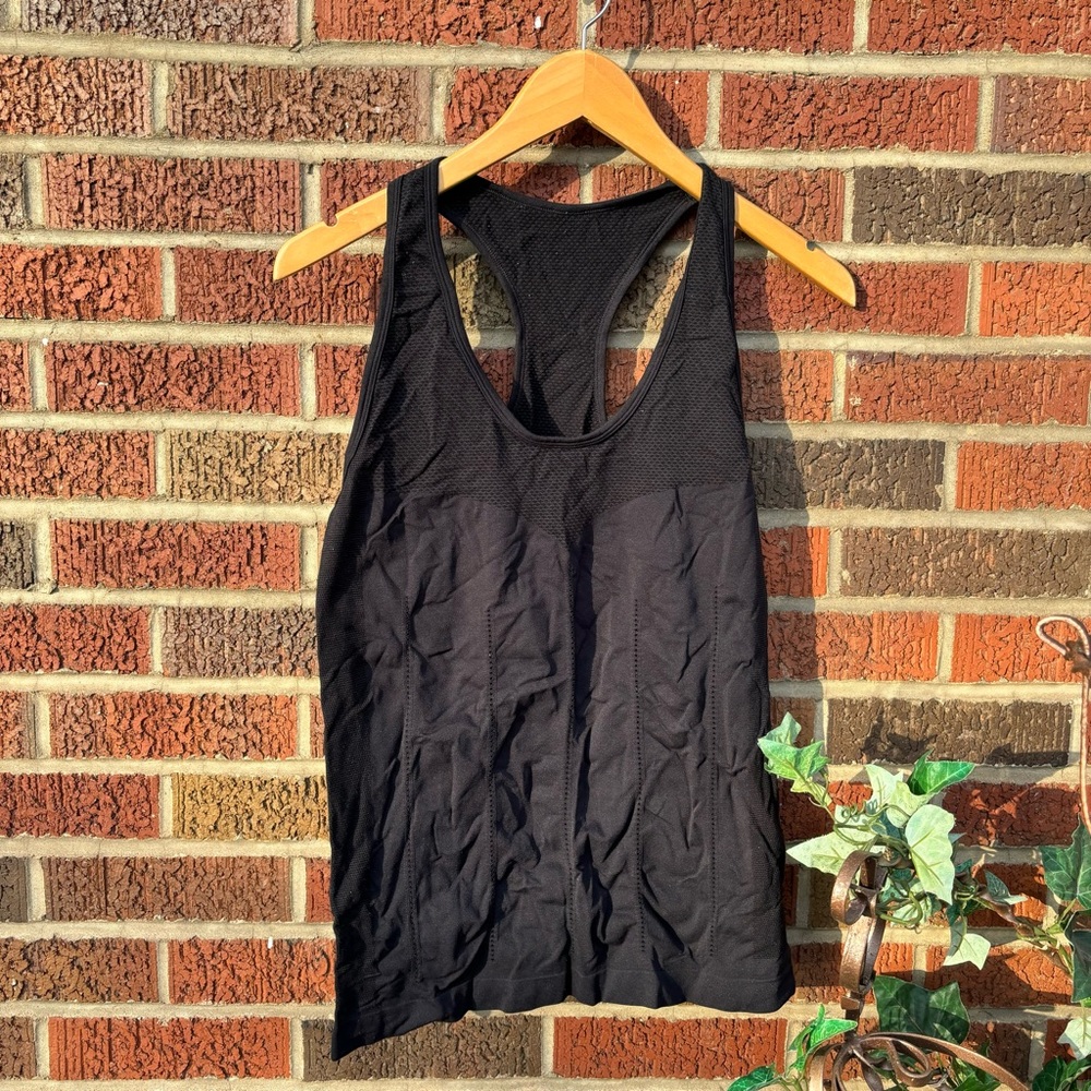 Fabletics Black Bodycon Athletic Breathlable Race… - image 1